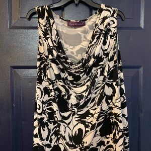 Gloria Vanderbilt Black and White Floral Blouse